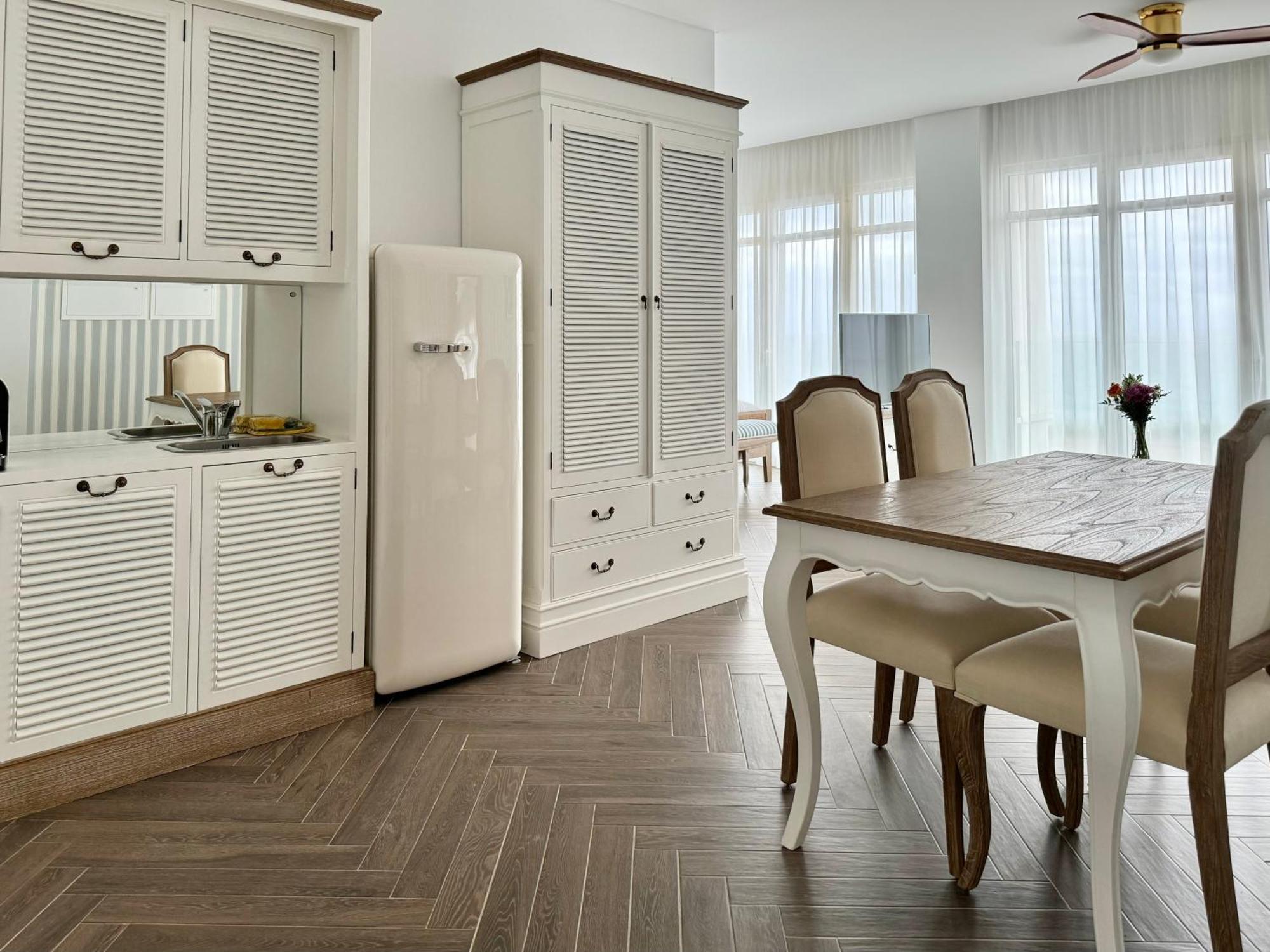 Ocean View Apartments ロウリニャン 部屋 写真